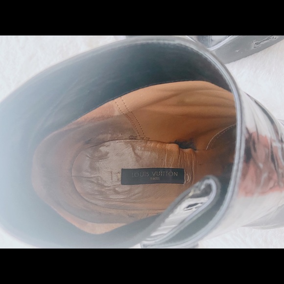 Authentic LOUIS VUITTON Croco Embossed Patent Calfskin Ankle Boots-size 36 Black - Picture 4 of 4